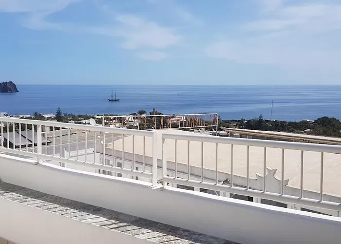 Da Luciano Stromboli